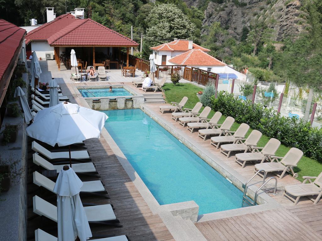 Aqua Varvara Hotel Vetren Dol Buitenkant foto